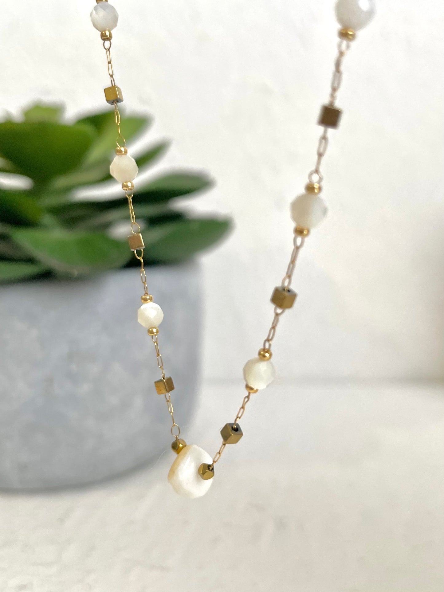 Collier pierre de Nacre